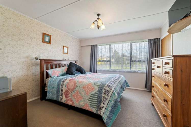 82 High Street Eltham_7