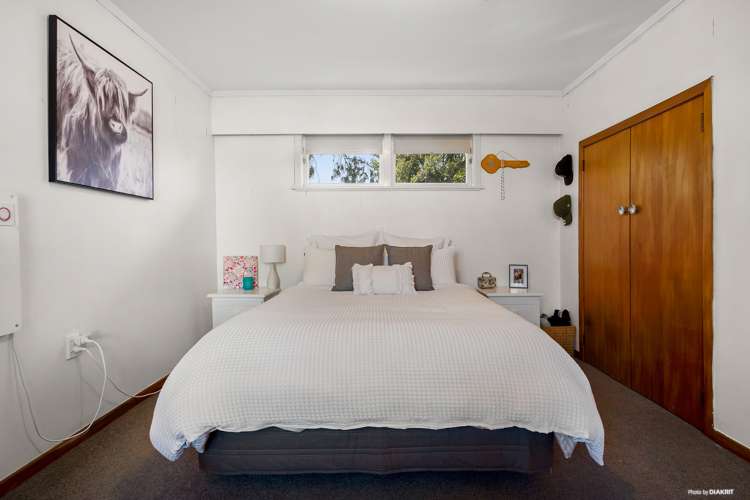 8 Kelvin Place Hamilton East_9