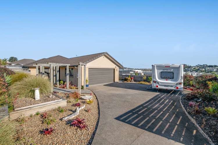 16 Seamount Drive Red Beach_26