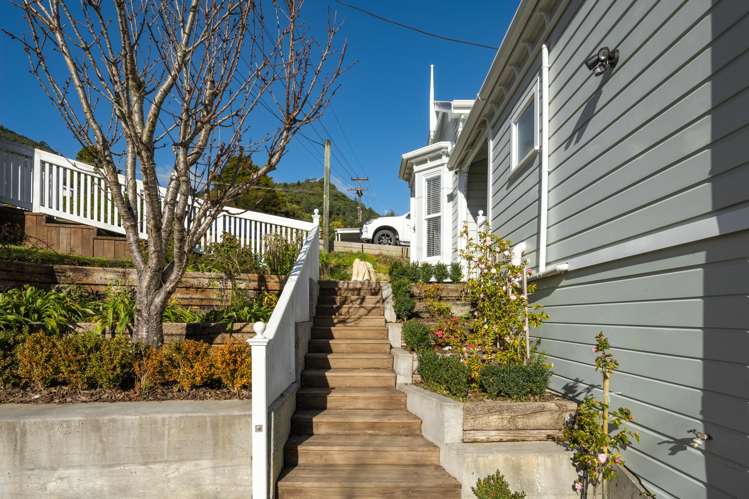 5 Taranaki Street Picton_23