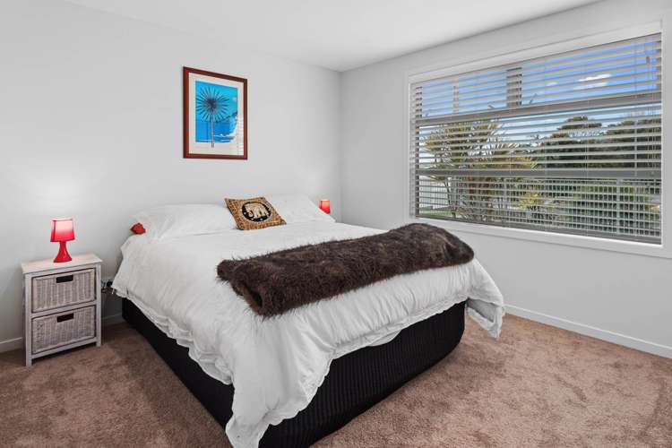 123 Marsden Bay Drive One Tree Point_18