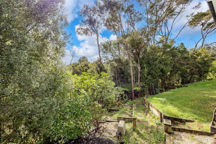 37 Bernard Magnus Lane Greenhithe_25