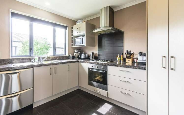 9 Angelina Way Kelvin Grove_1