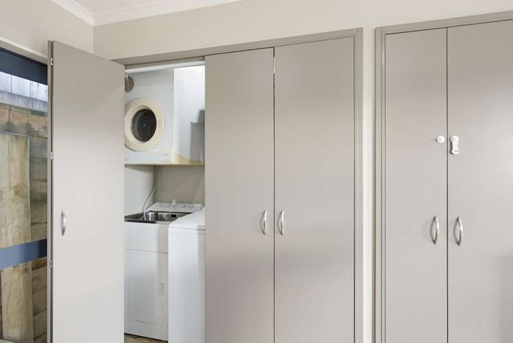 2 Beazley Avenue Paparangi_11