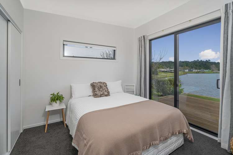 34 Motukorure Parade Cooks Beach_17