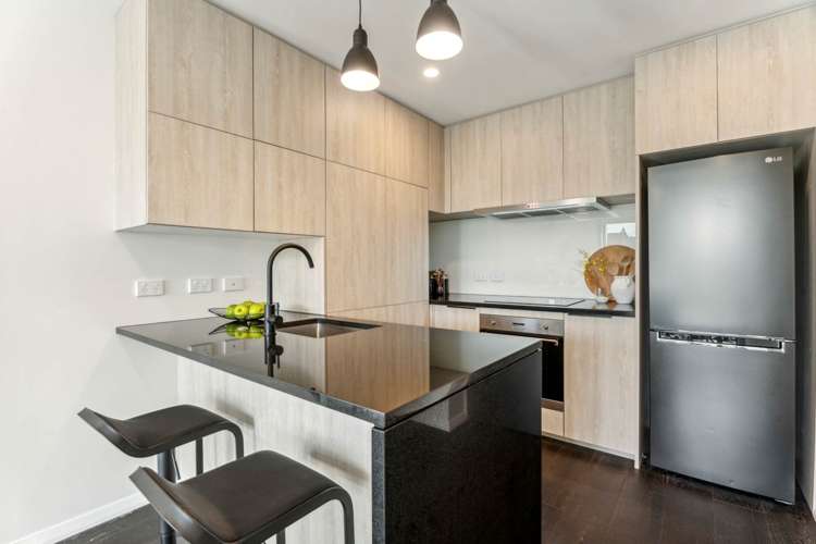 608/8 Kingsland Terrace_3