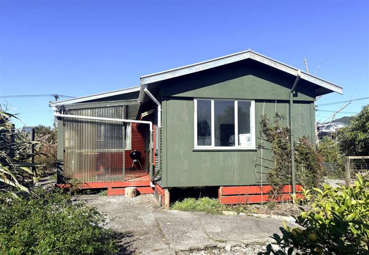 16 Pitt Street Runanga_18