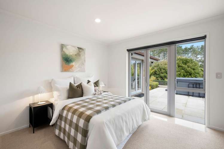 359 MacWhinney Drive Drury_19