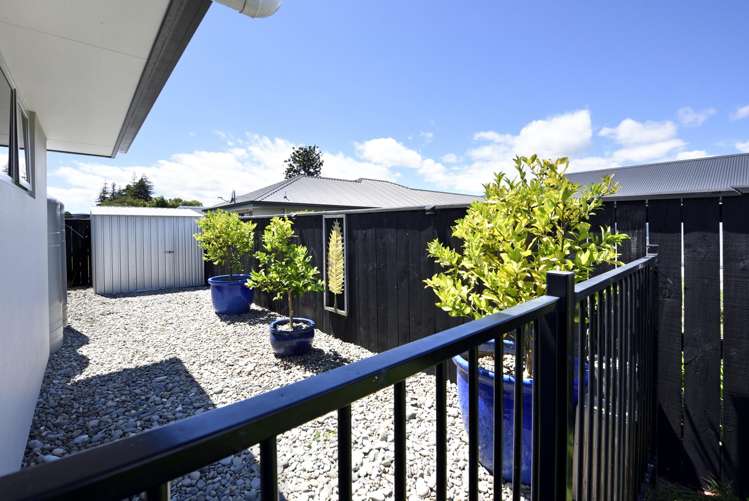 15 Berryfield Drive Richmond_37