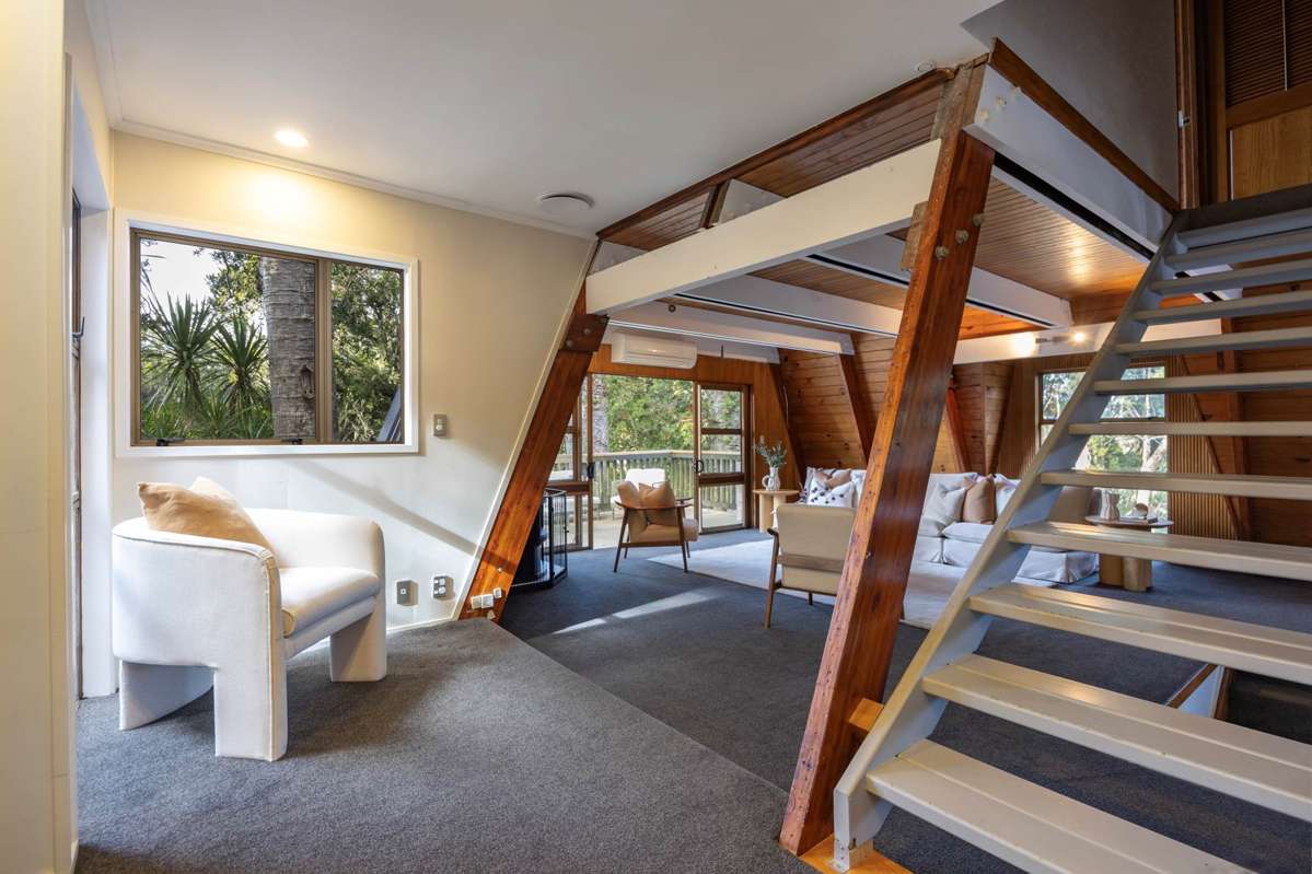 336 Huia Road_4