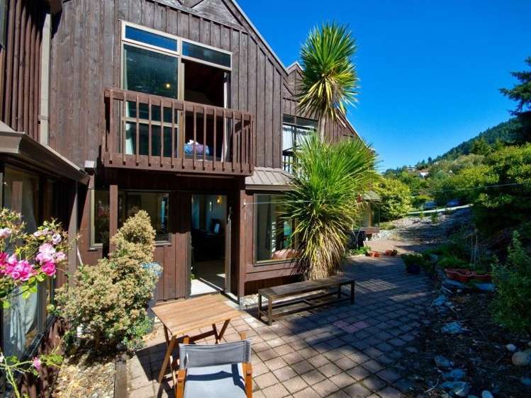 2c Larch Hill Place Queenstown_18