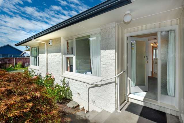 13 Woodbury Street Avonhead_4