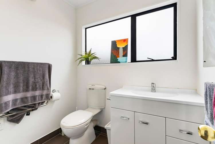 2/11 Waratah Street Birkenhead_17