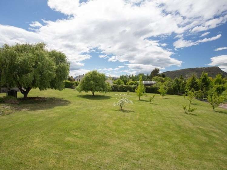 76b Golf Course Road Wanaka_21