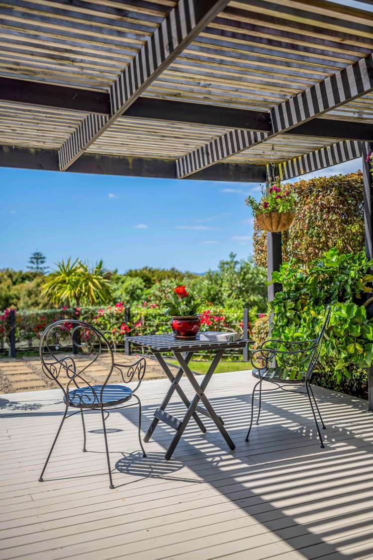 7 Intrepid Crescent Beachlands_37