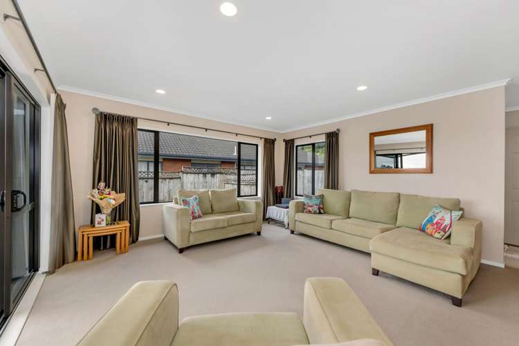 35 Fergy Crescent Wattle Downs_23