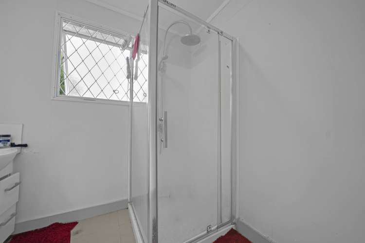 2/30 Coombe Avenue Otara_11