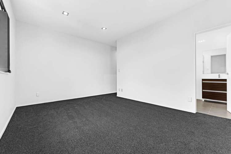 11 Barnsley Place Henderson_24