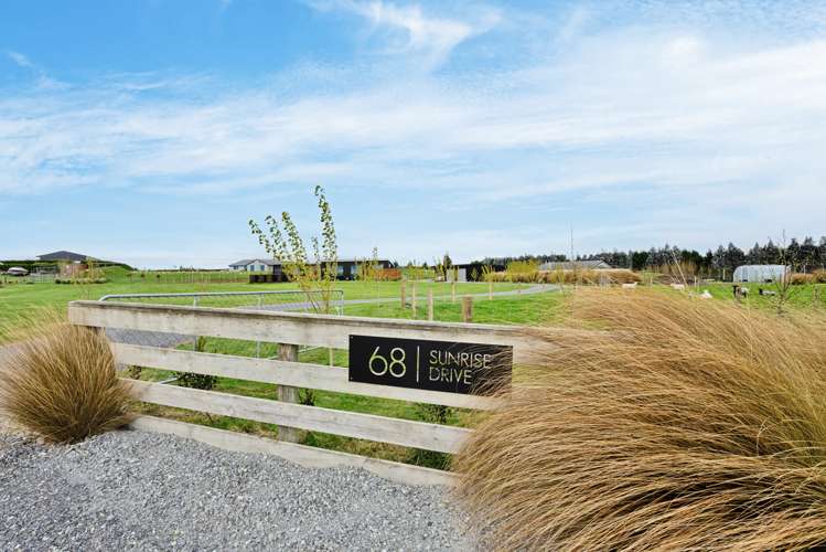 68 Sunrise Drive Seaward Bush_31