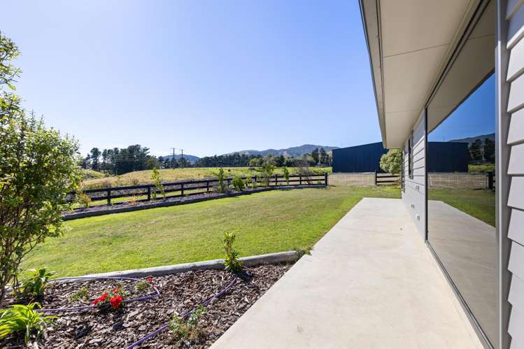 67 Albert Road Tokomaru_35