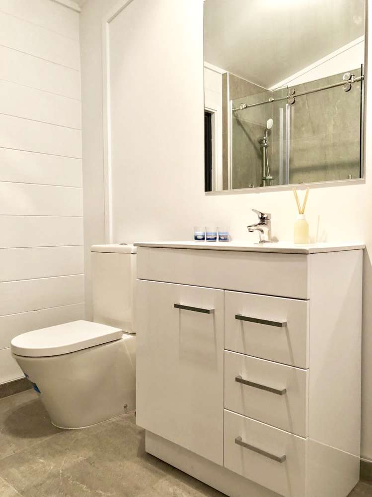 63c Glenview Road Glen Eden_8