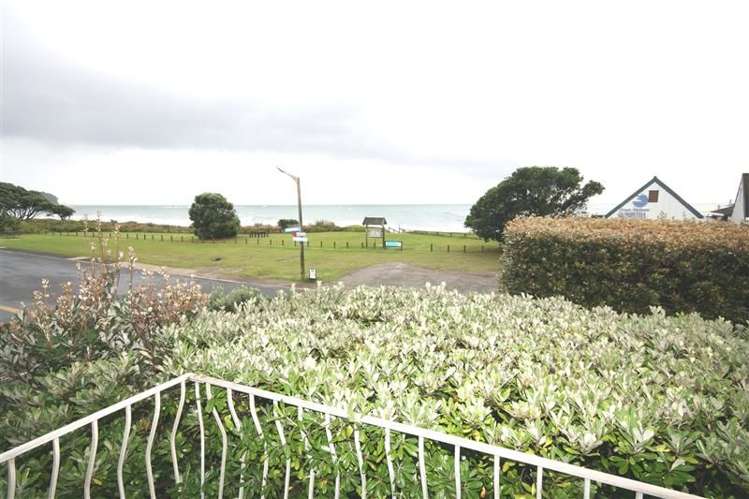 1 Whiritoa Beach Road Whiritoa_13