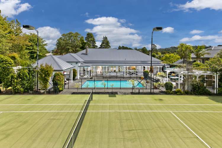 9 Birchwood Grove Greenhithe_17