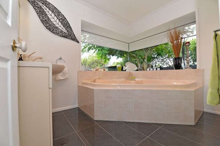 19 Heversham Place Glendene_18