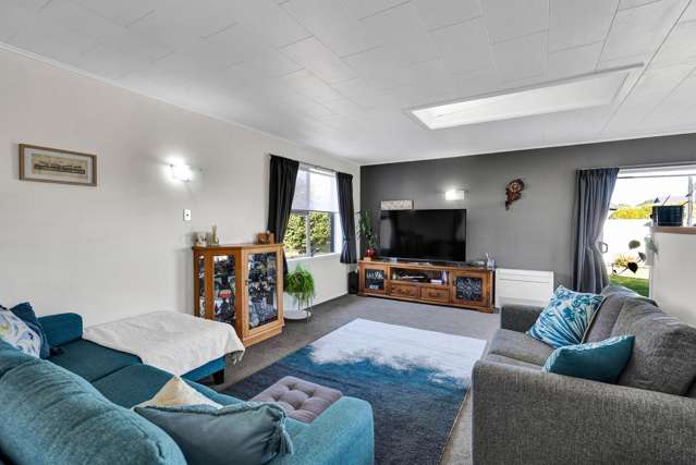 23 Clifton Drive Waitara_3