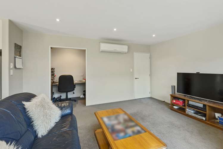 99 Bibiana Street Aidanfield_12