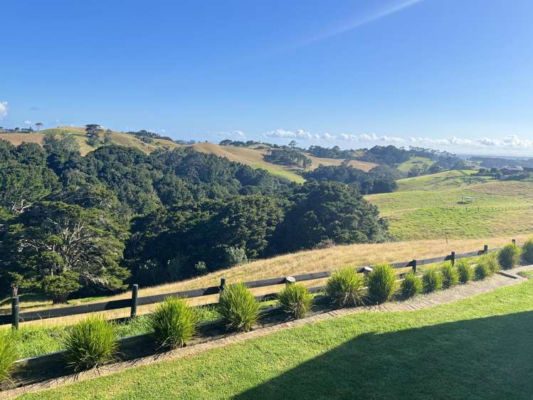 1124 Awhitu Road Waiuku_2