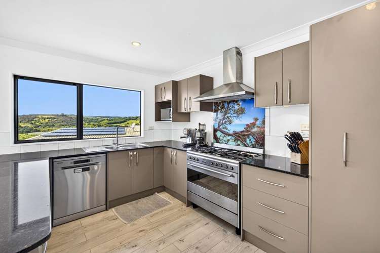 21 Kotanui Avenue Army Bay_8