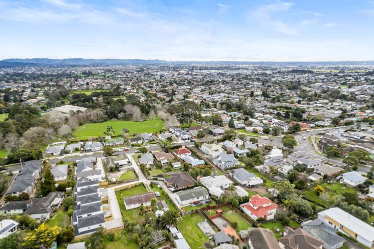 236 Whitney Street Blockhouse Bay_21