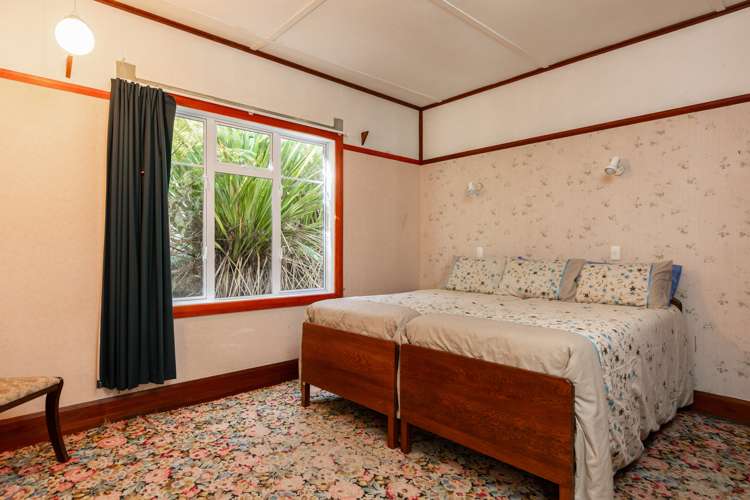 8 Taranaki Street Picton_10