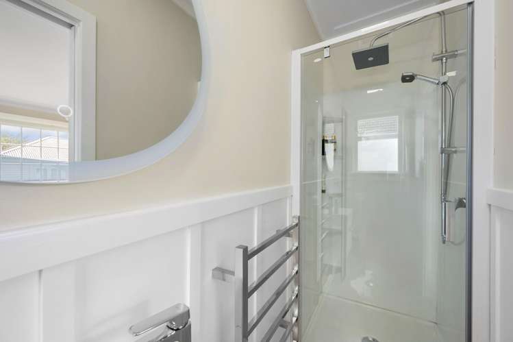 340 Fergusson Drive Heretaunga_13