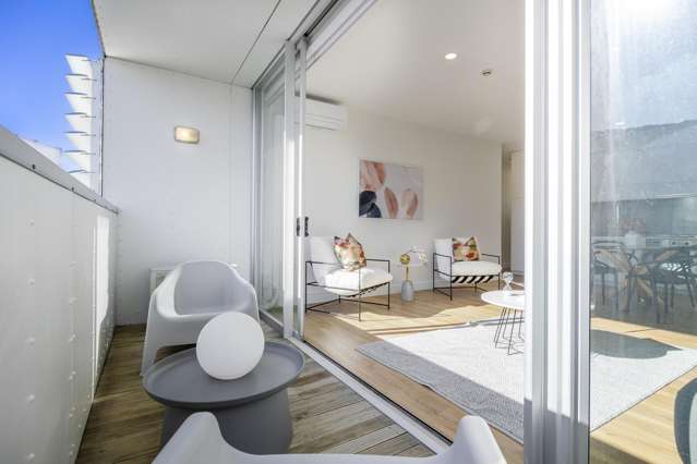 2b/12 Fisher-Point Drive Auckland Central_1