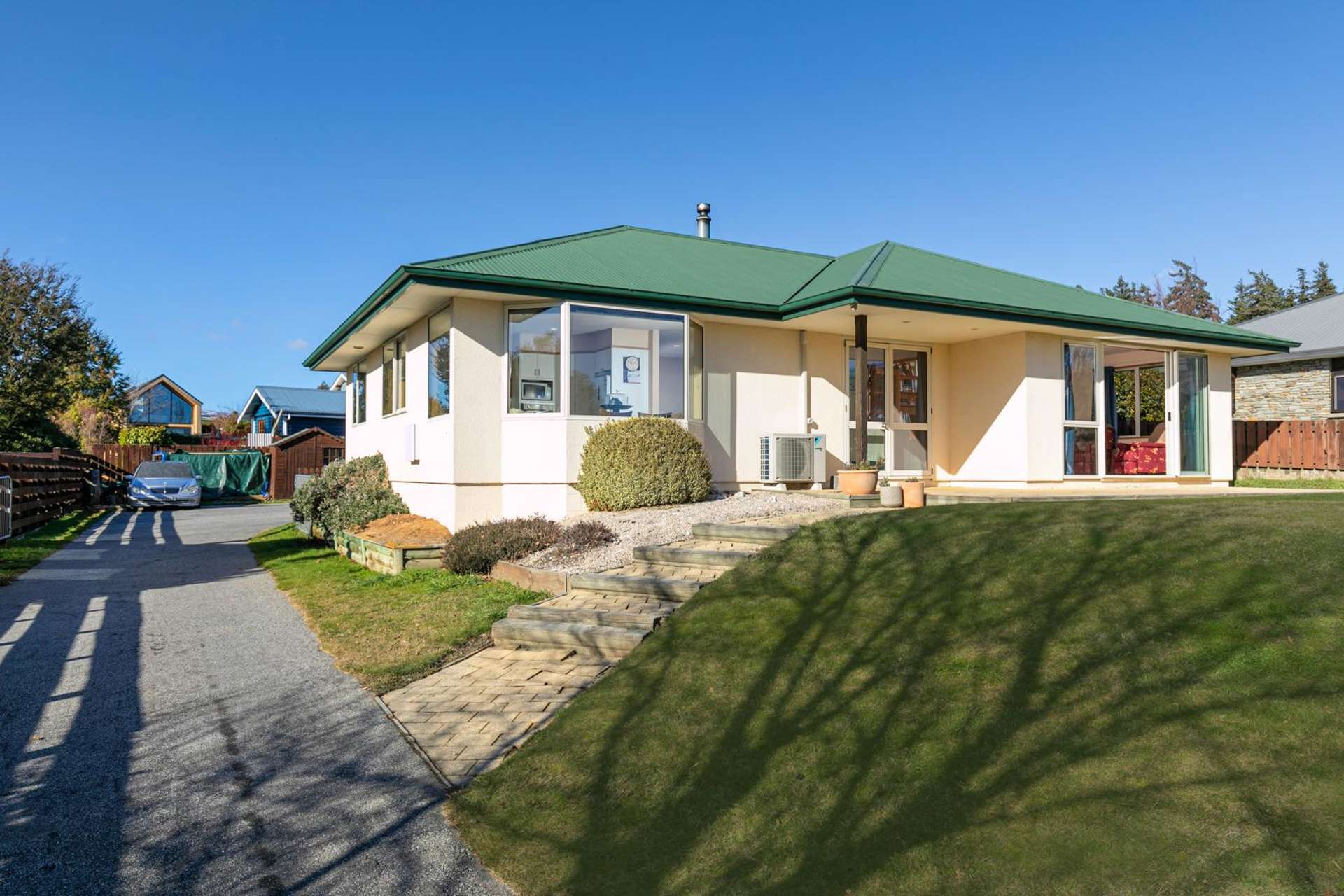 7 Kings Drive Wanaka_0