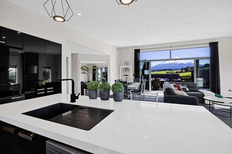 1177 Palmer Road Stratford_14