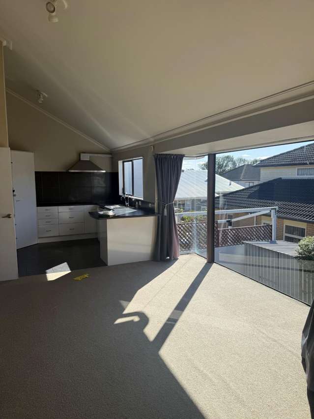  B/44 The Drive Epsom_4