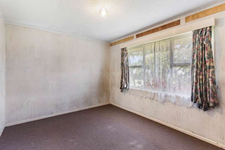 1/2 Wayne Drive Mangere_10