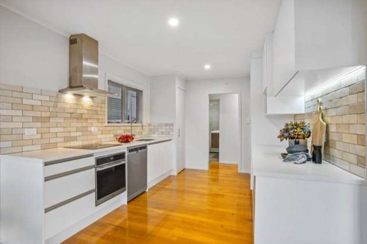 14 Tainui Terrace Mangere Bridge_3