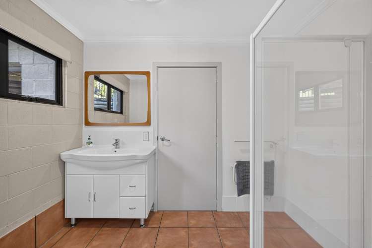 6 Doris Faigan Lane Charteris Bay_11
