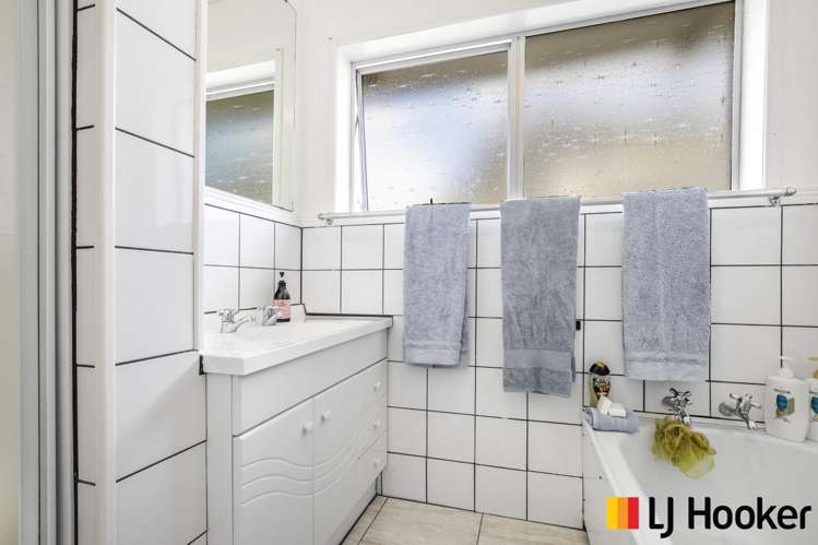 16 Damian Way Manurewa_10