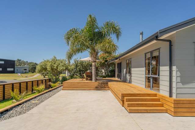 114 Kauri Crescent Matarangi_1