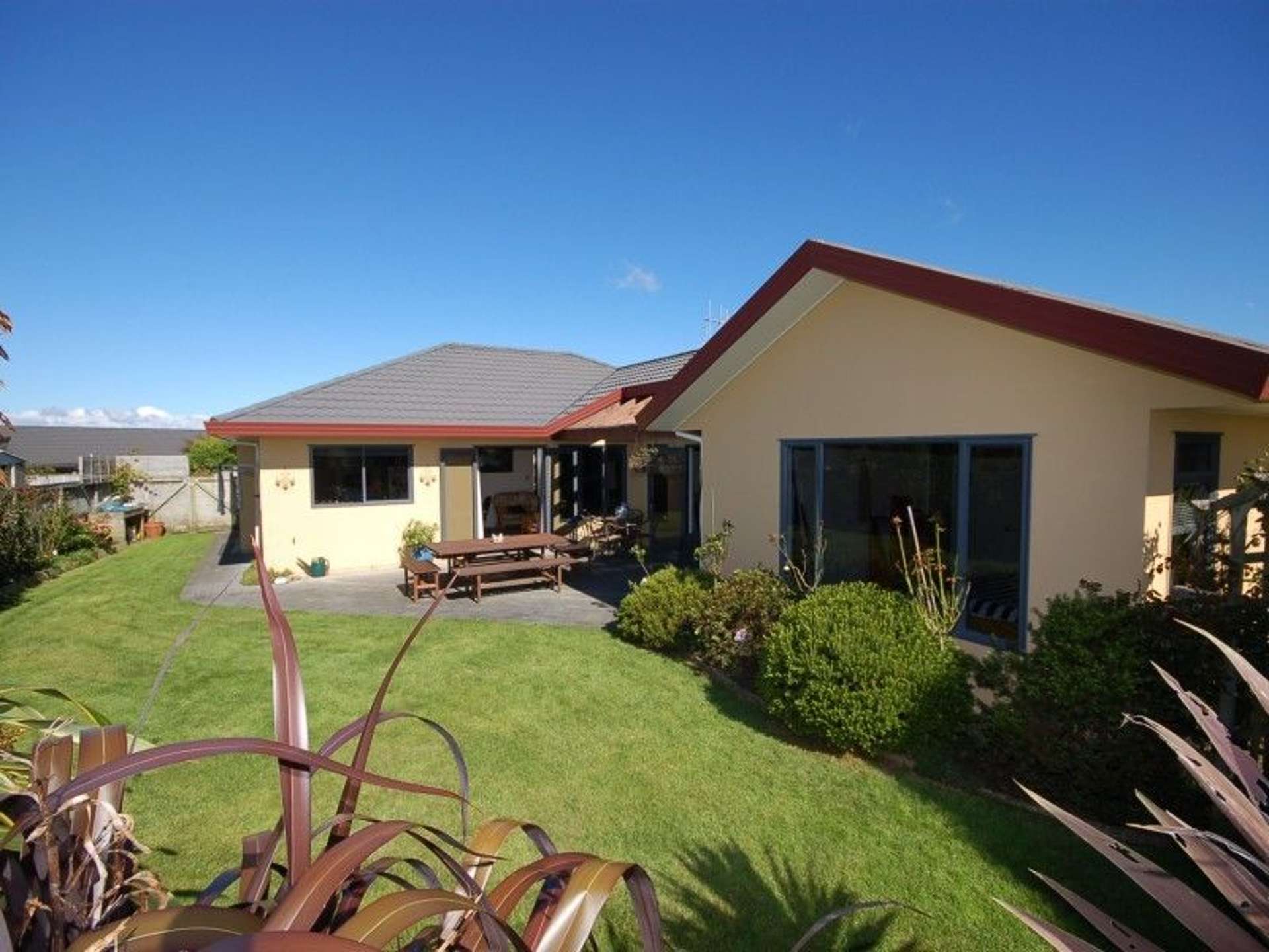 2/37 The Grove Nukuhau_0