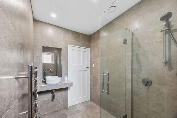 55 Chrystal Street Richmond_9