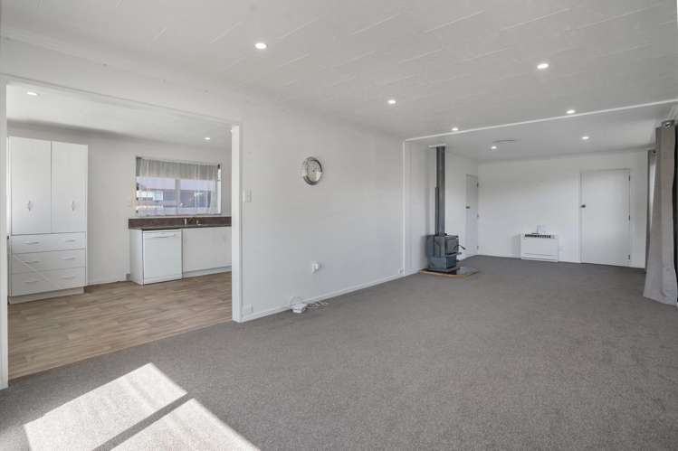 35 Dejoux Road Winton_5