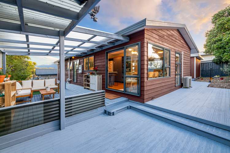 62a View Road Henderson_24