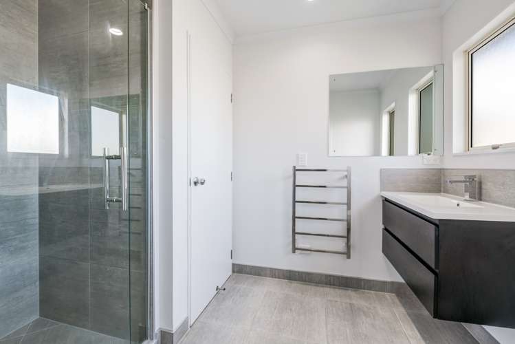 49A Everard Avenue Army Bay_8