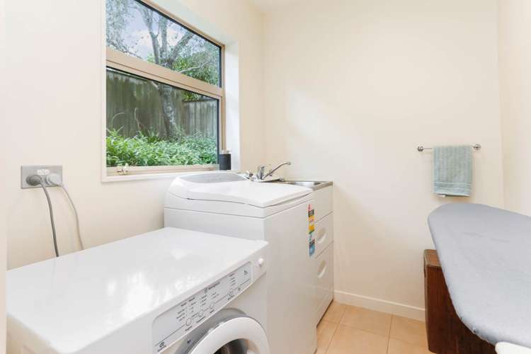 15 Hoani Glade Saint Johns_22